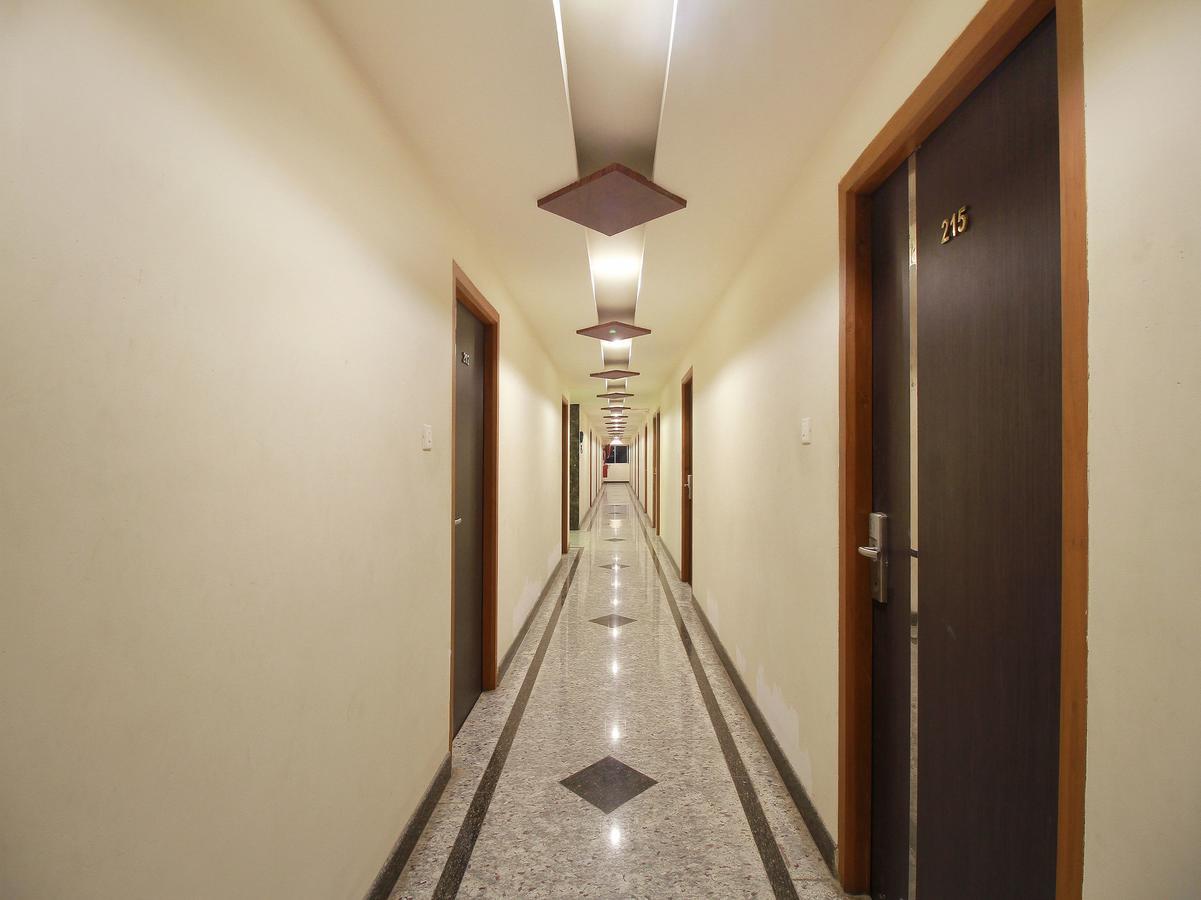 Oyo 11489 Pkn Classic Regency Maduráj Kültér fotó